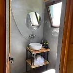 Wooden With Private Pool 3* בראט