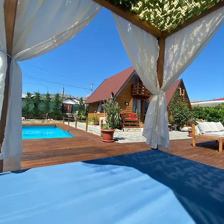 Gasthuis Wooden With Private Pool 3*